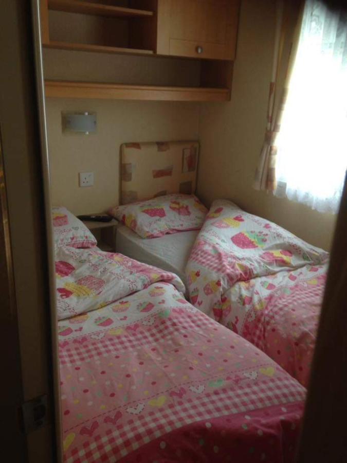 3 Bedroom 2 Bathroom Prestige Caravan Presthaven Sands Talacre Exterior foto